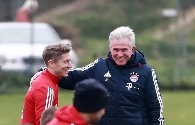 在关于小蜘 在关于小蜘